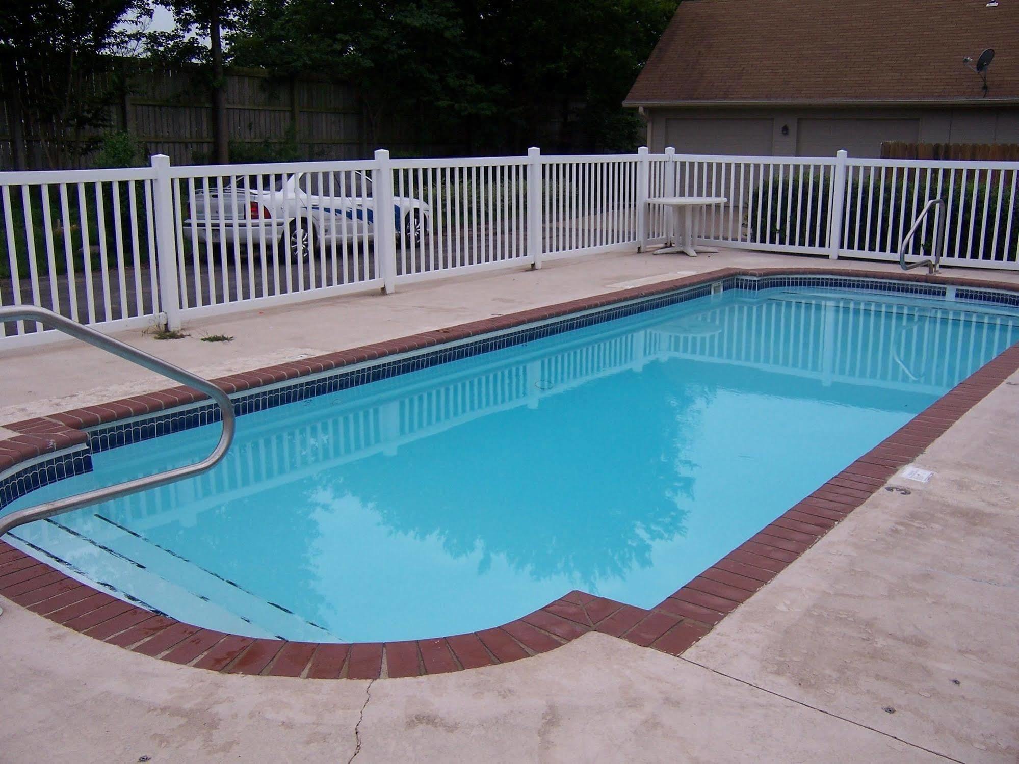 Oak Hill Inn And Suites Tahlequah Facilities photo